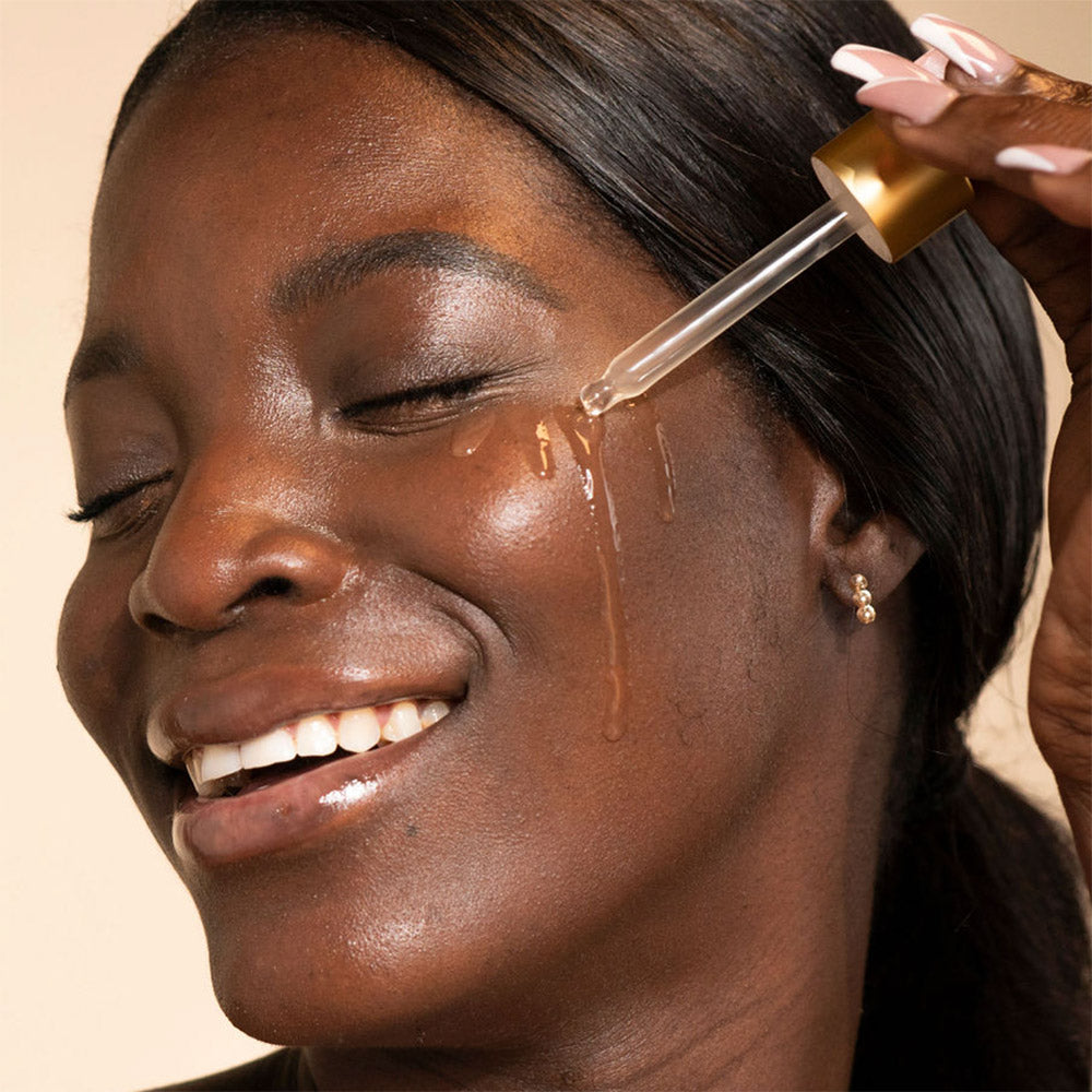 Glow Baby Booster Serum – Model