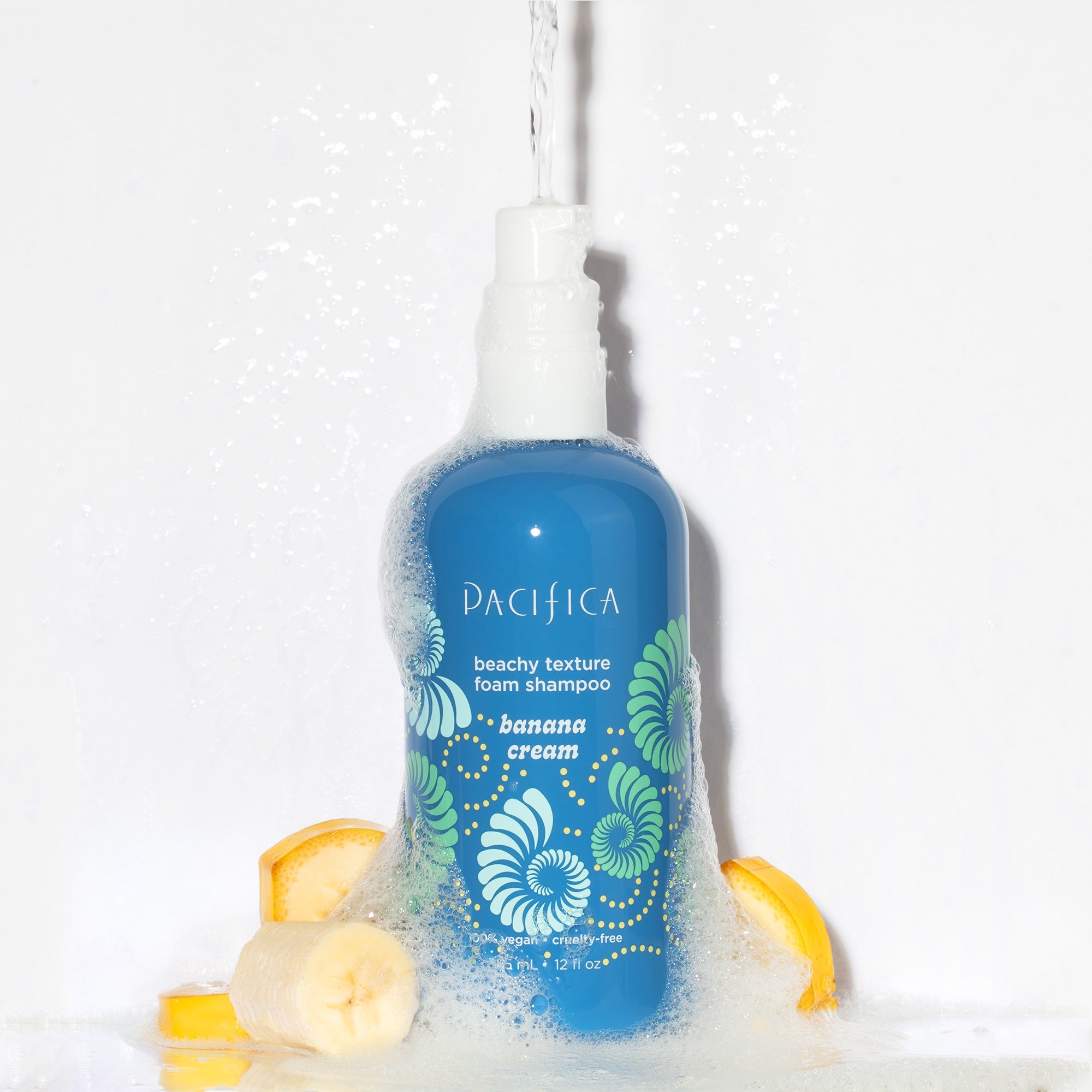 Banana Cream Beachy Texture Foam Shampoo – Model