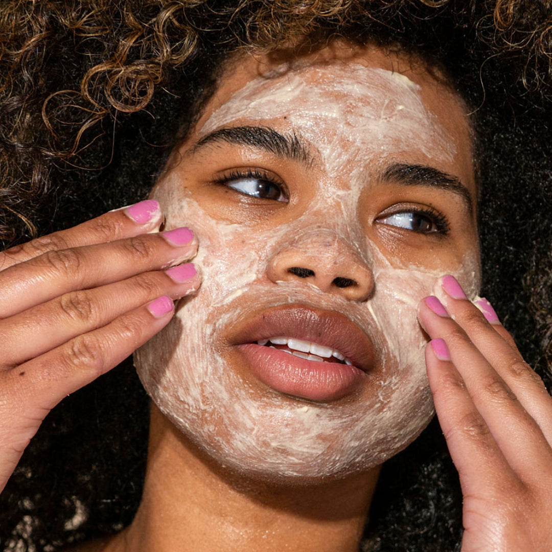 Glow Baby Super Lit Enzyme Scrub – Model